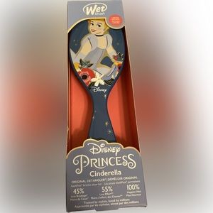 Wet brush Limited Edition Disney Princess Cinderella Original Detangler Blue